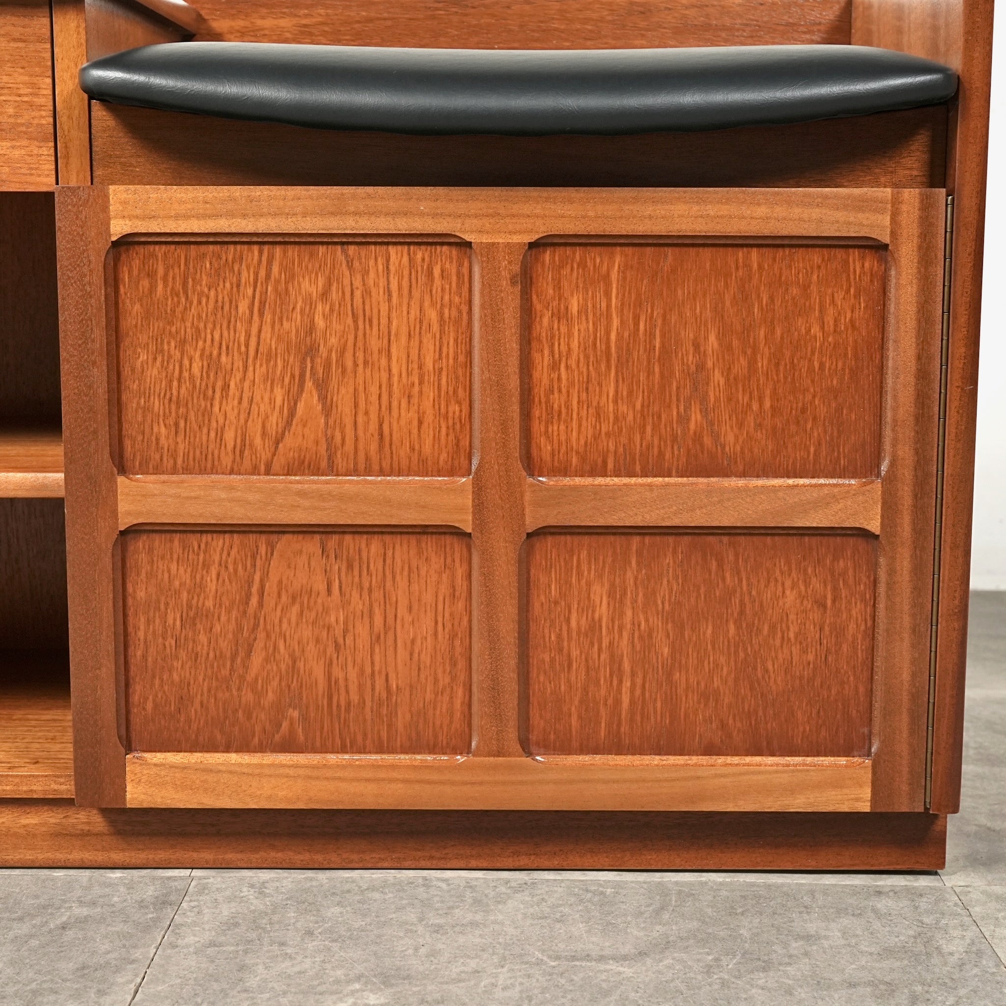 NATHAN】ヴィンテージ テレフォンベンチ【張替済】 – TIME HYPE