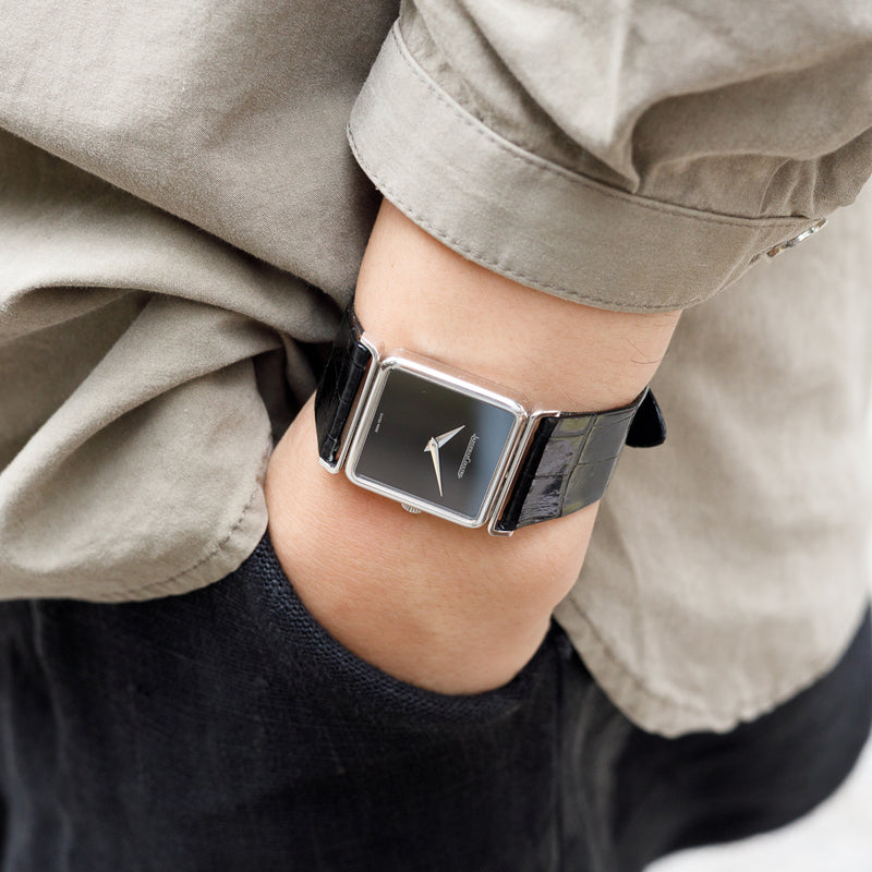 JAEGER LECOULTRE Ref.9117.22 ONYX DIAL – TIMEANAGRAM