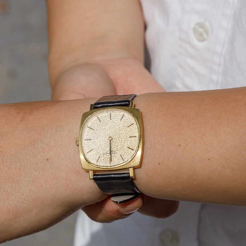 LONGINES grained leather textured dial Ref.4079 – TIMEANAGRAM