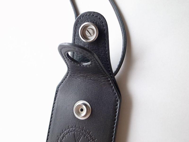 black means お守りケースネックレス・ブラック - tity