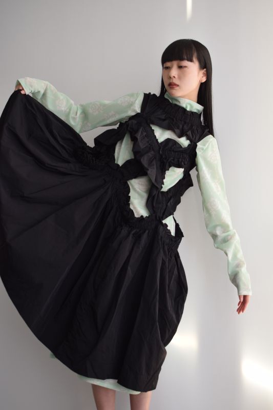 HOUGA kiki frill dress・BLACK - tity