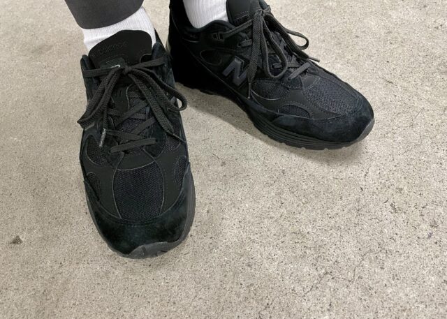ニューバランス】M992をトリプルブラックをレビュー｜奥の深い黒に