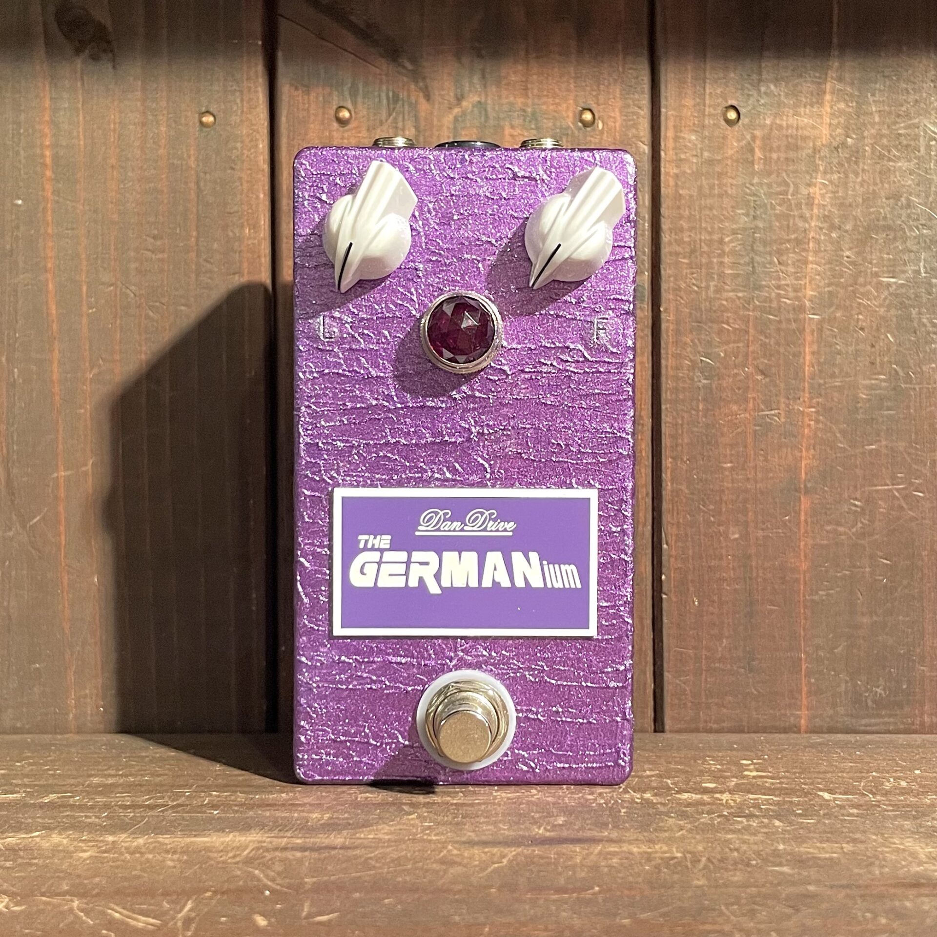 DanDrive the GERMANium | TONE BLUE
