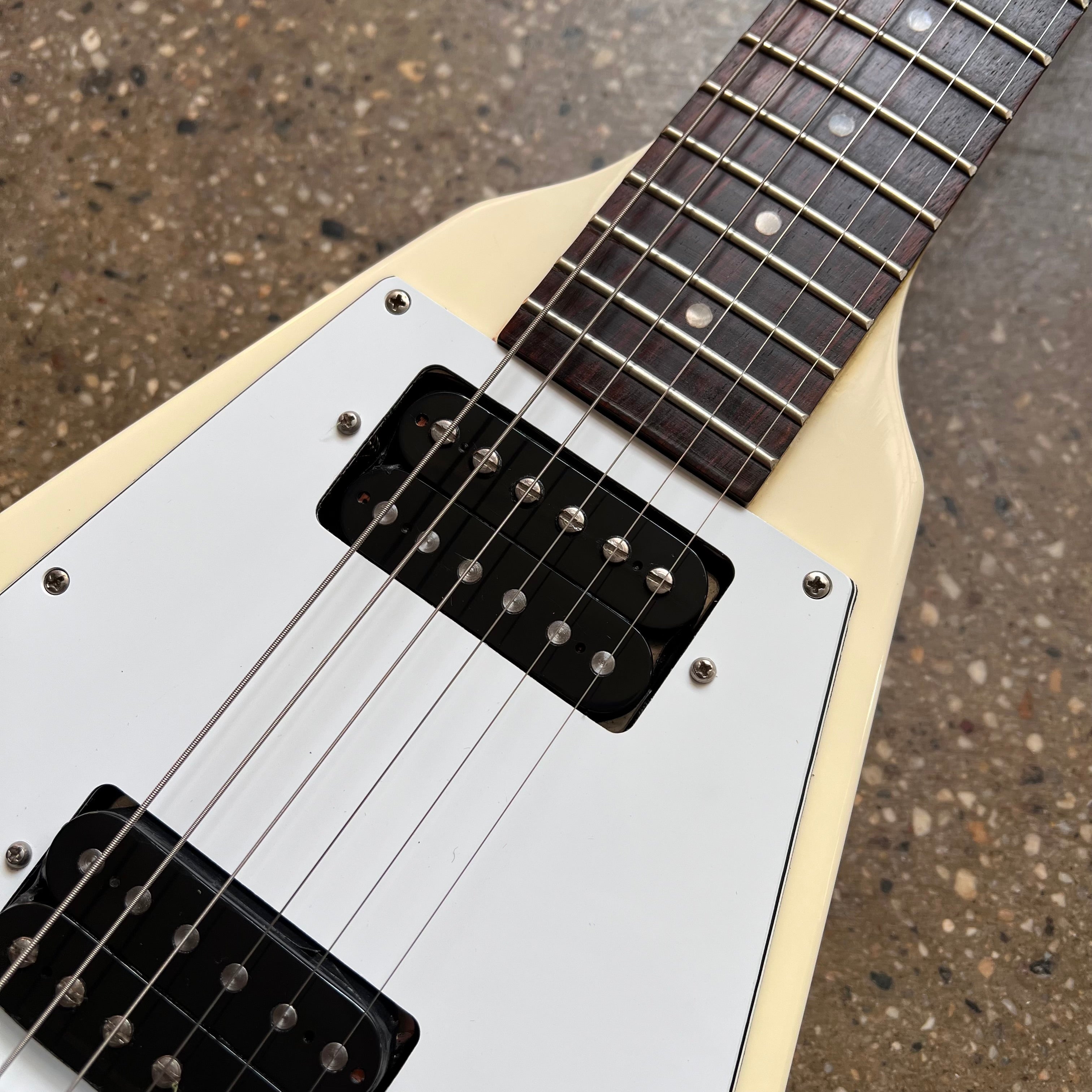 1991 Gibson 67 Flying V Specs - Classic White | Tone Wolf