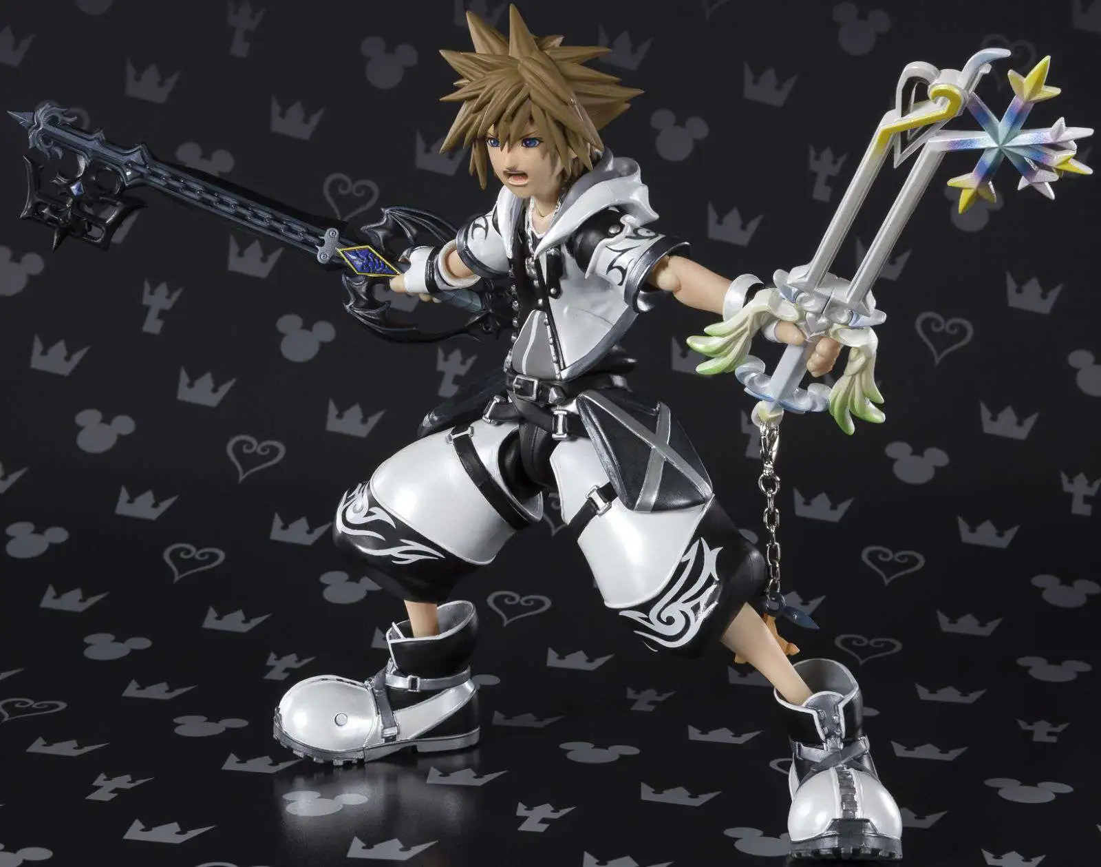 Disney Kingdom Hearts II S.H.Figuarts Sora Exclusive 5.1 Action