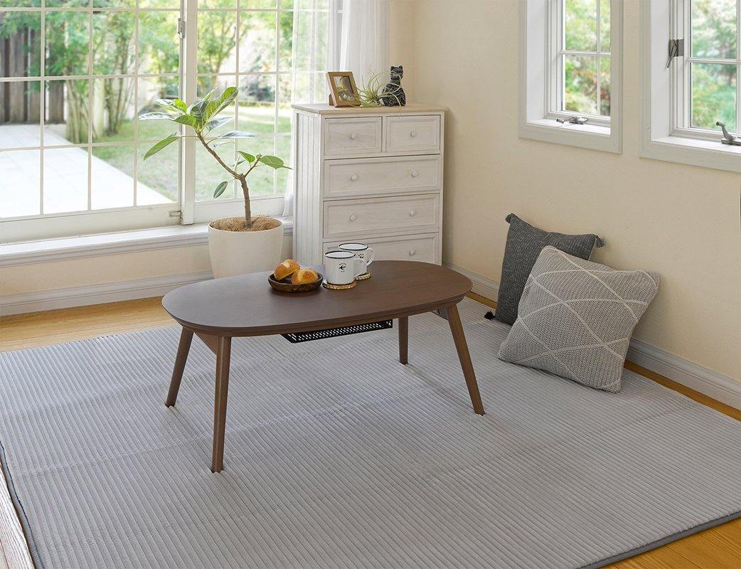 ハの字型の脚のフォルムがおしゃれなコンパクトこたつテーブル