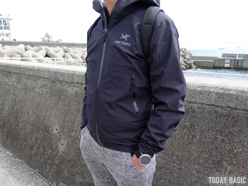 アークテリクス「ゼータSL ジャケット」の特徴やコーデ写真をブログ