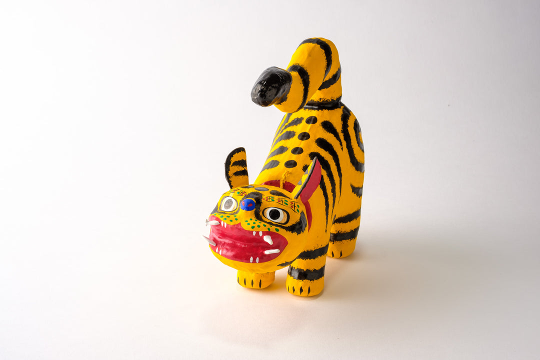 デコ屋敷大黒屋_首振りトラ – 東北スタンダードマーケット