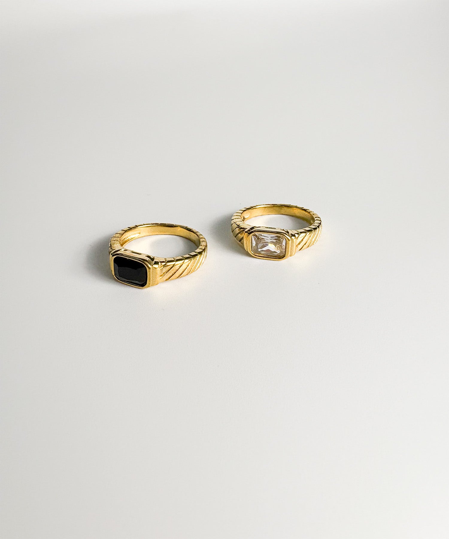 ヴィンテージストーンリング【Gold×Clear】 | tok