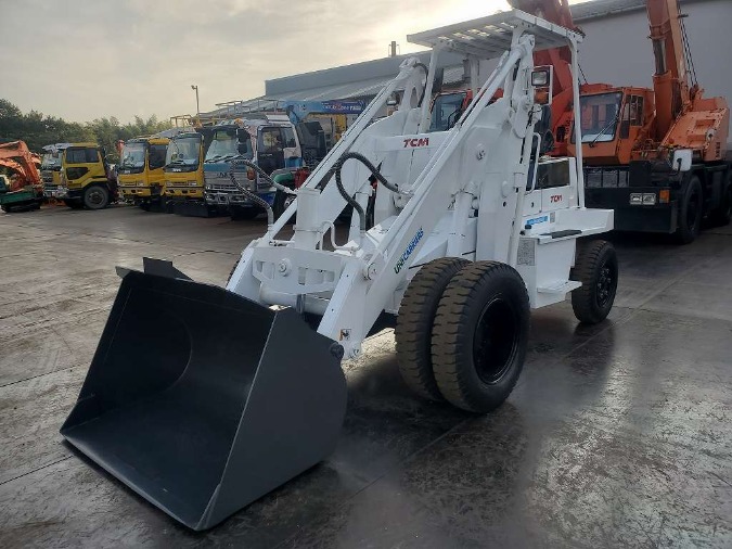 TCM SD25T9 ホイールローダー（タイヤショベル） 京都府中古重機・建機