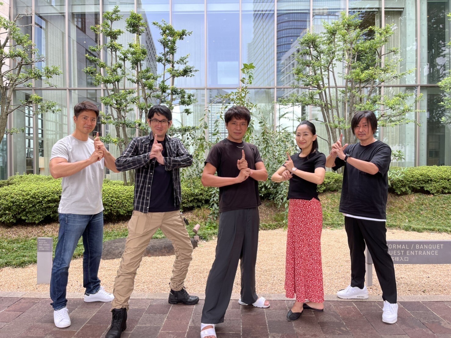 キャスト5人が集結する一夜限りのファンミーティングの開催が決定