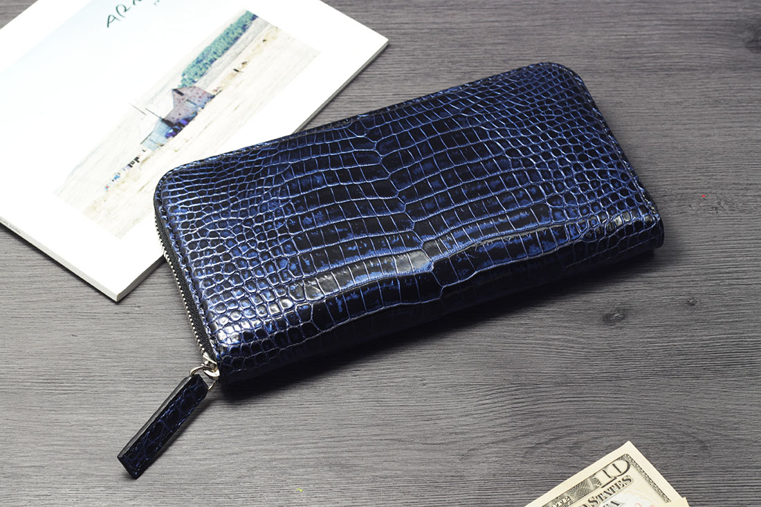 販売開始】スモールクロコダイルコスモブルーラウンド長財布 | 【公式
