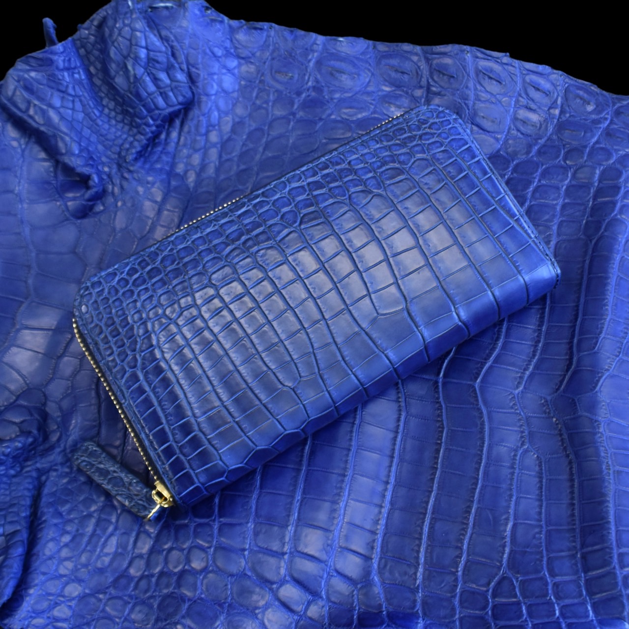 スモールクロコダイル藍染ラウンド長財布湊無双『極』発売しました