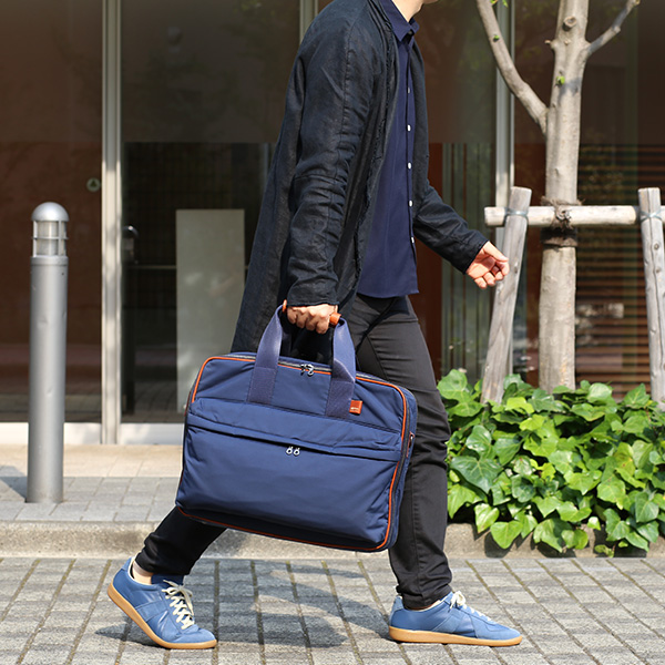 東京ヒマワリ / デリィーヴ(derive) ブリーフケース ネイビー