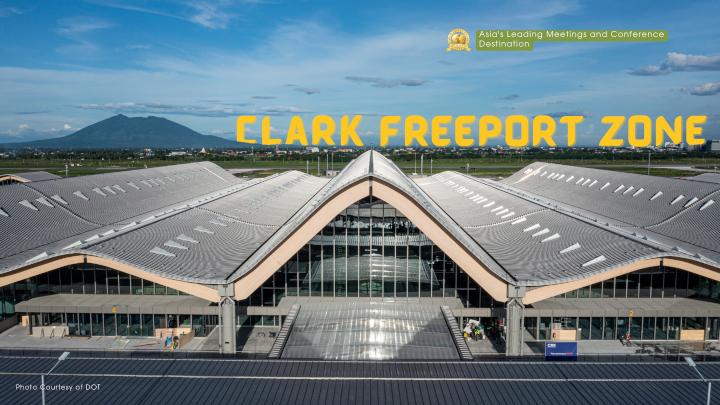 フィリピンワシの絵、駐日フィリピン大使館へ寄贈 | Philippine