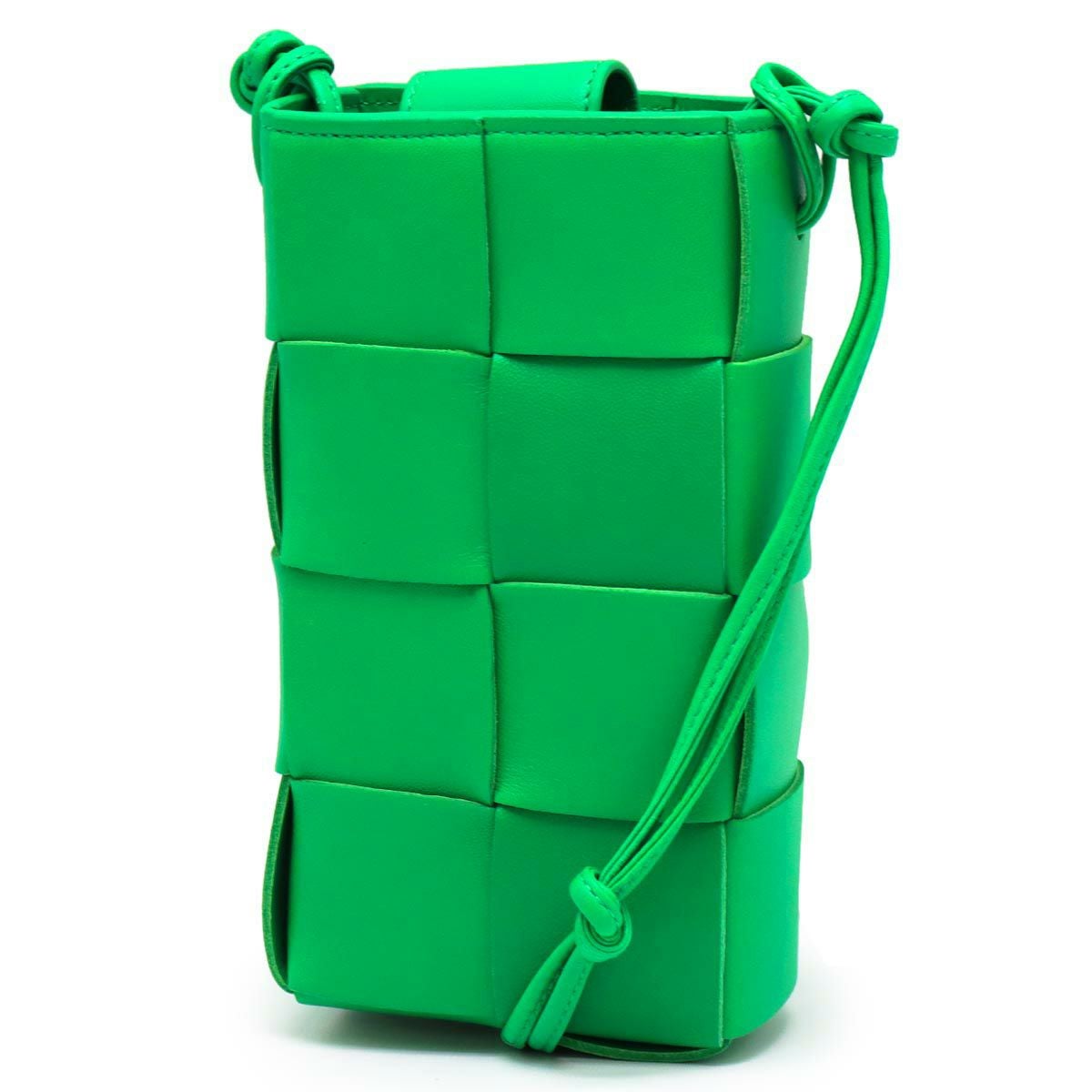 000000184049-01.jpg?size=l&w=