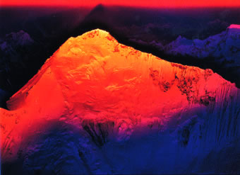 前人未到の旅路を行く | 東京都写真美術館