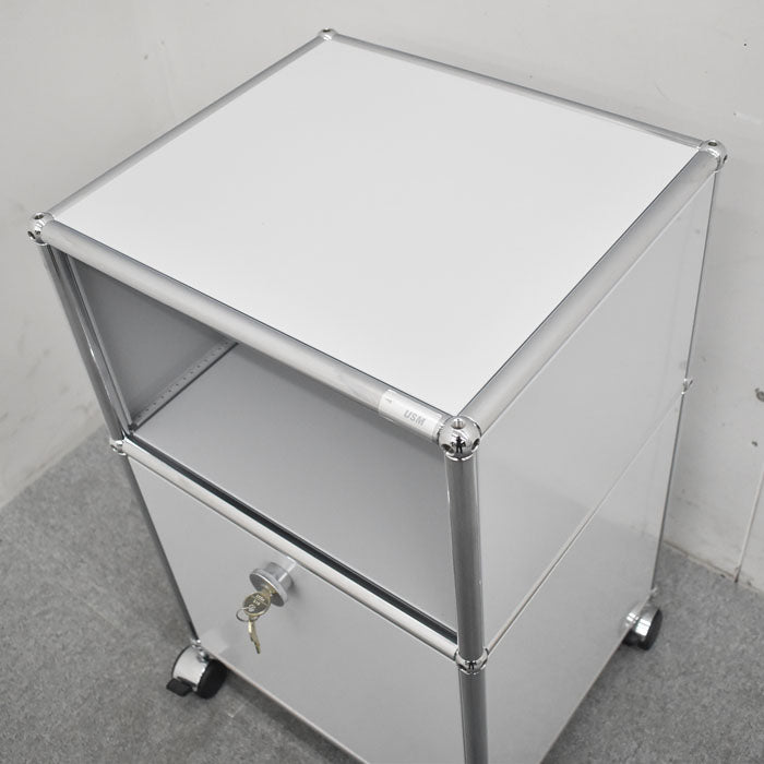 USM Haller ハラーシステム 1列2段 ライトグレー ワゴン 2023070404