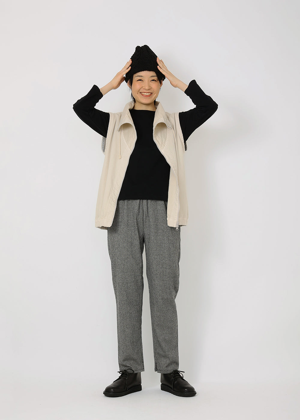 カシミヤ混ウールパンツ│to touch