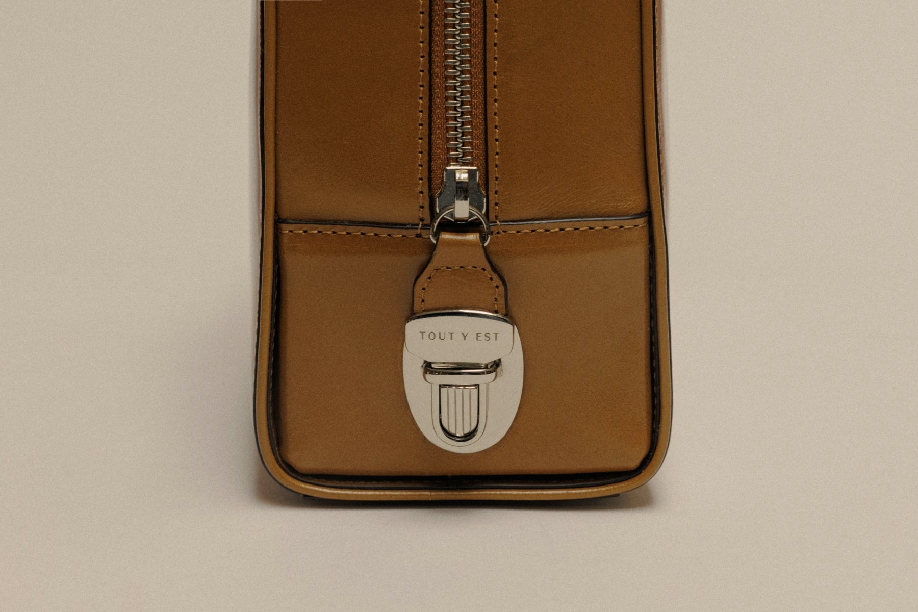 SAC LOQUET SMALL CARAMEL – TOUT Y EST JP