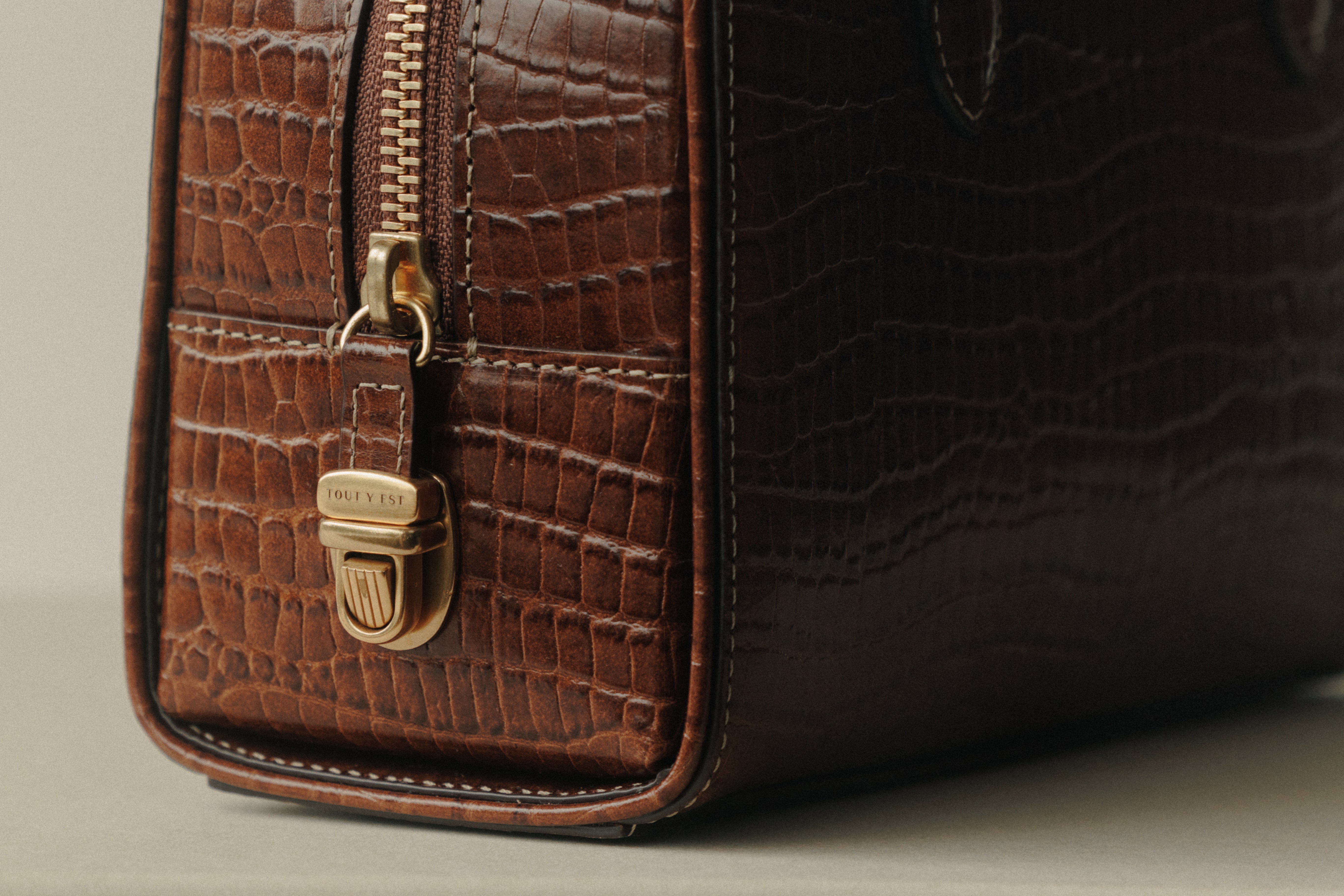 SAC LOQUET MINI CROCO BROWN – TOUT Y EST JP