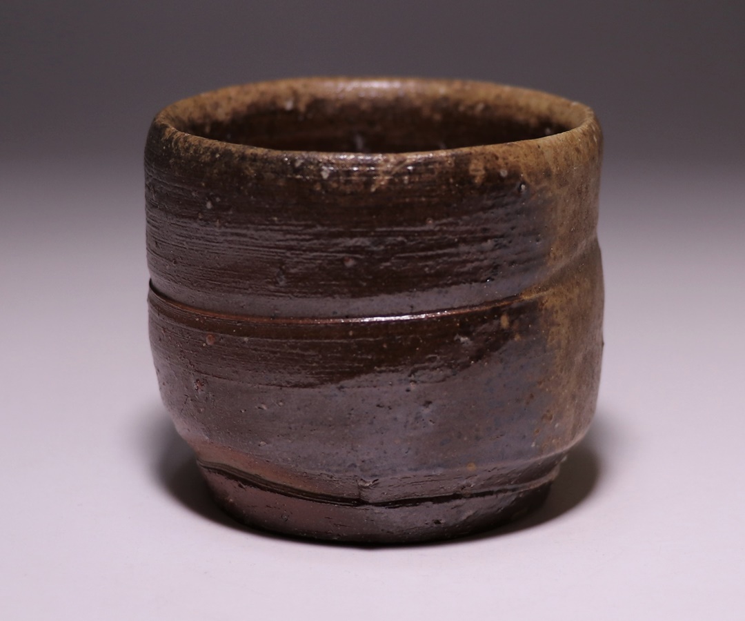 小山末廣 作 「備前酒呑」 ～備前焼専門卸小売店 川口陶楽苑～