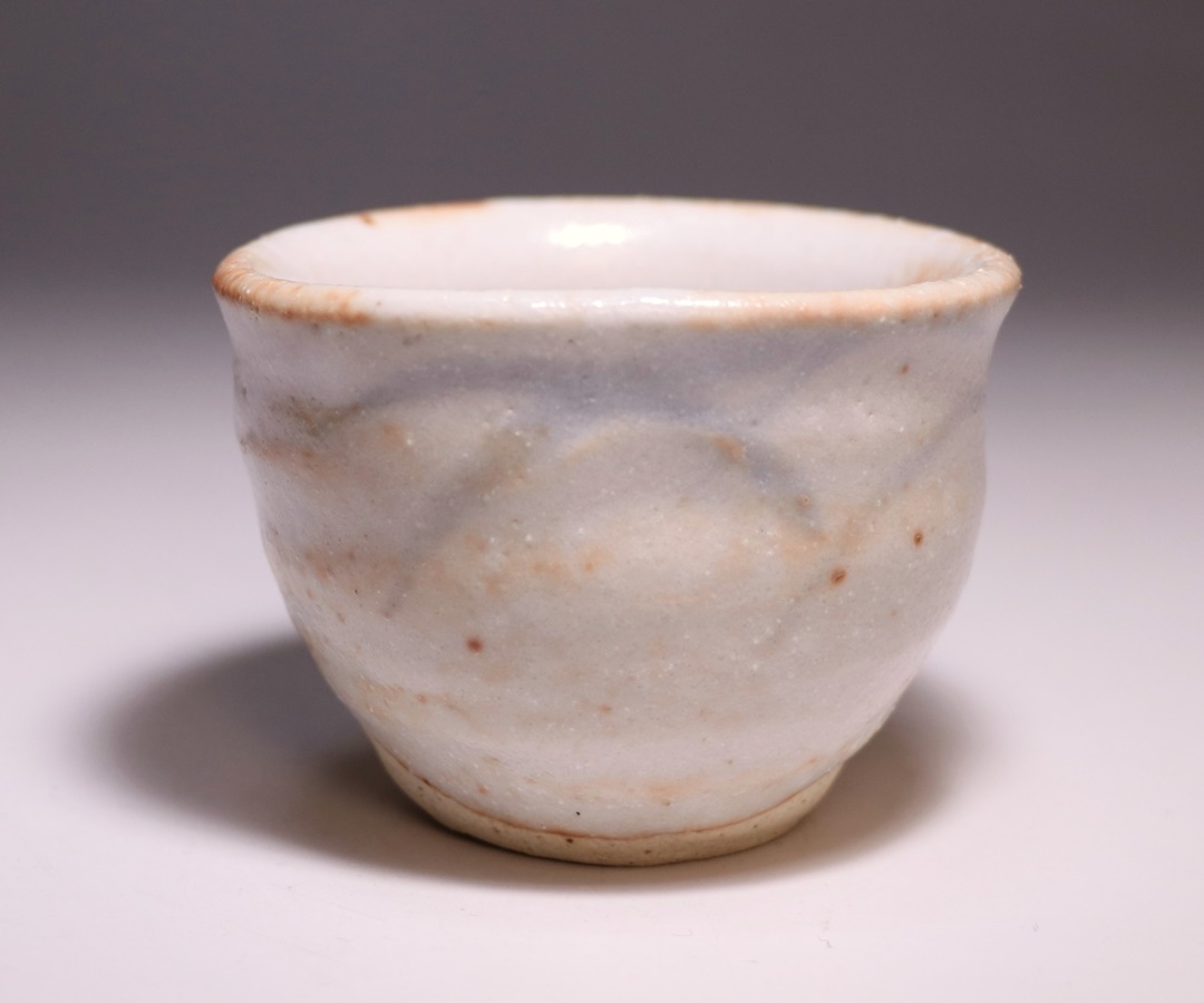 樋口雅之 作 「志野酒呑」 ～備前焼専門卸小売店 川口陶楽苑～