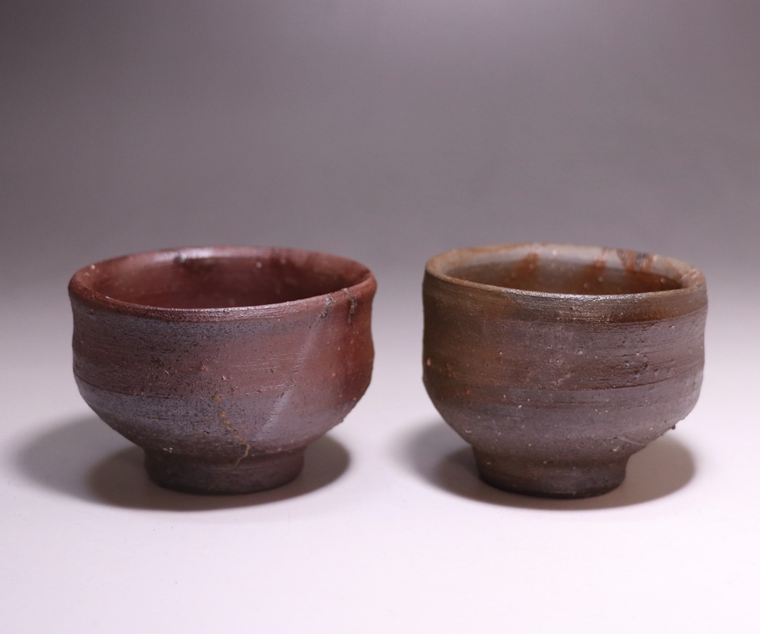 藤原 建 作 「備前ぐい呑 二客」 ～備前焼専門卸小売店 川口陶楽苑～