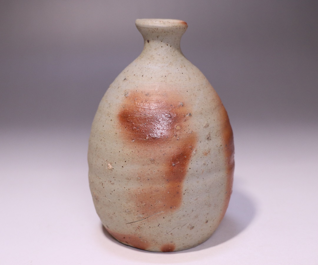 金重陶陽 作 「備前緋襷徳利」 ～備前焼専門卸小売店 川口陶楽苑～