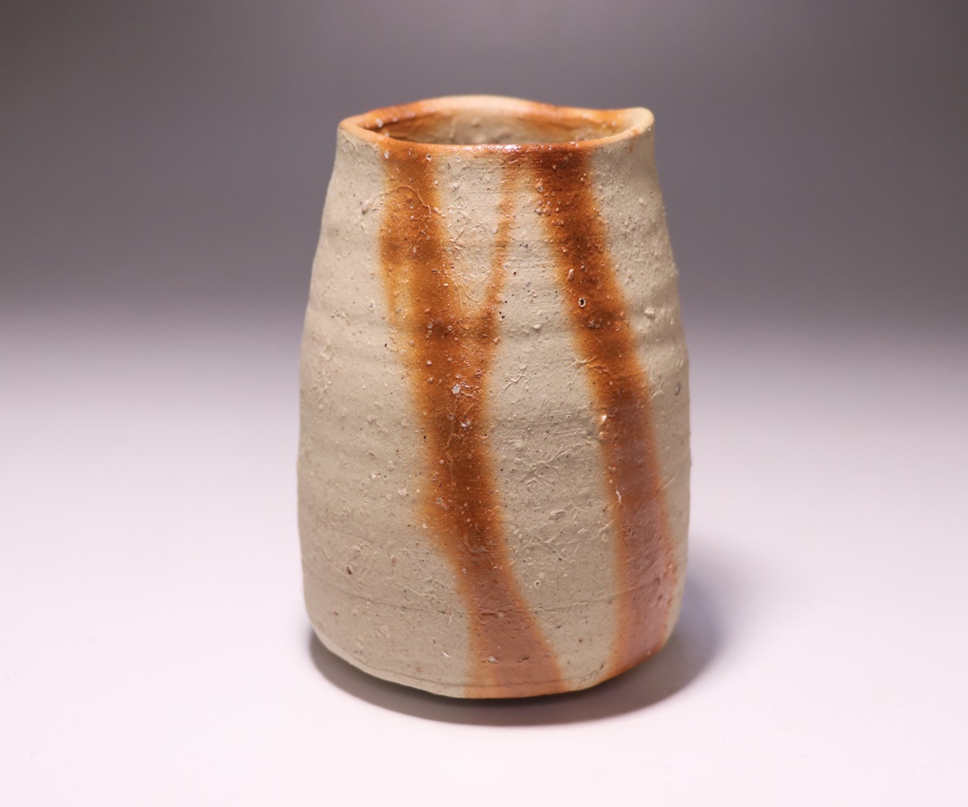 金重 愫 作 「緋襷麦酒呑」 ～備前焼専門卸小売店 川口陶楽苑～