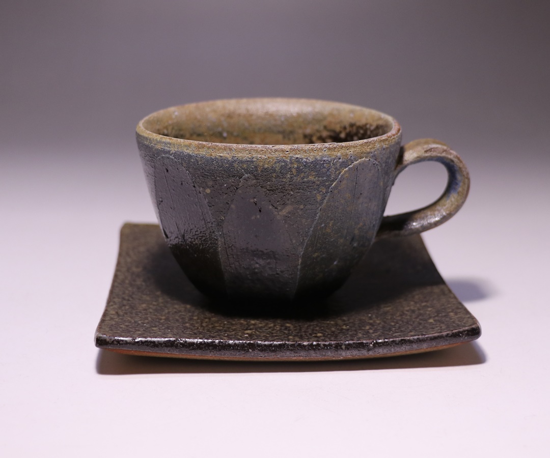 島村 光 作 「備前登窯水滴」 ～備前焼専門卸小売店 川口陶楽苑～