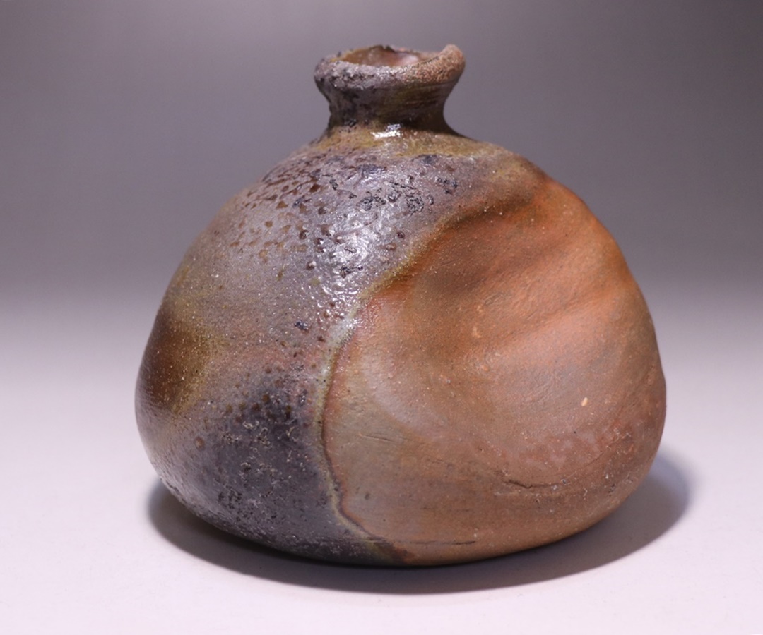 中村和樹 作 「備前徳利」 ～備前焼専門卸小売店 川口陶楽苑～