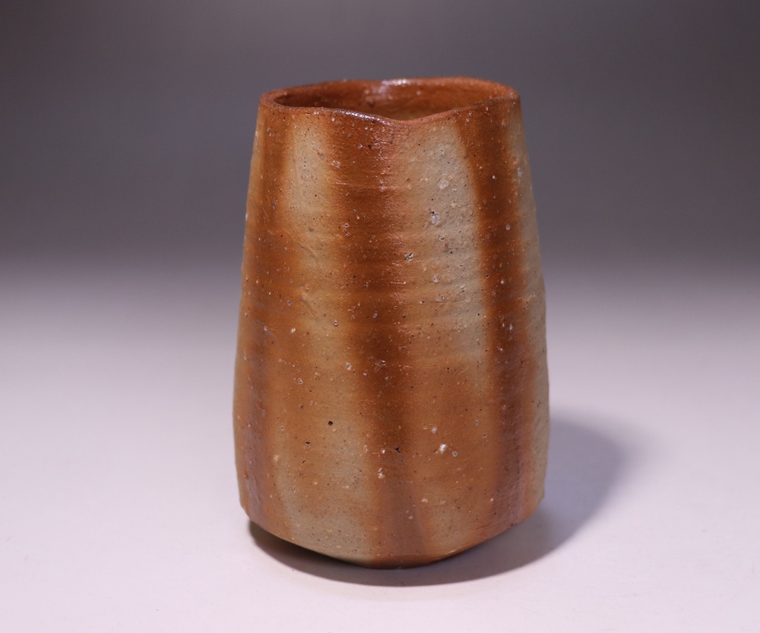 金重 愫 作 「緋襷麦酒呑」 ～備前焼専門卸小売店 川口陶楽苑～