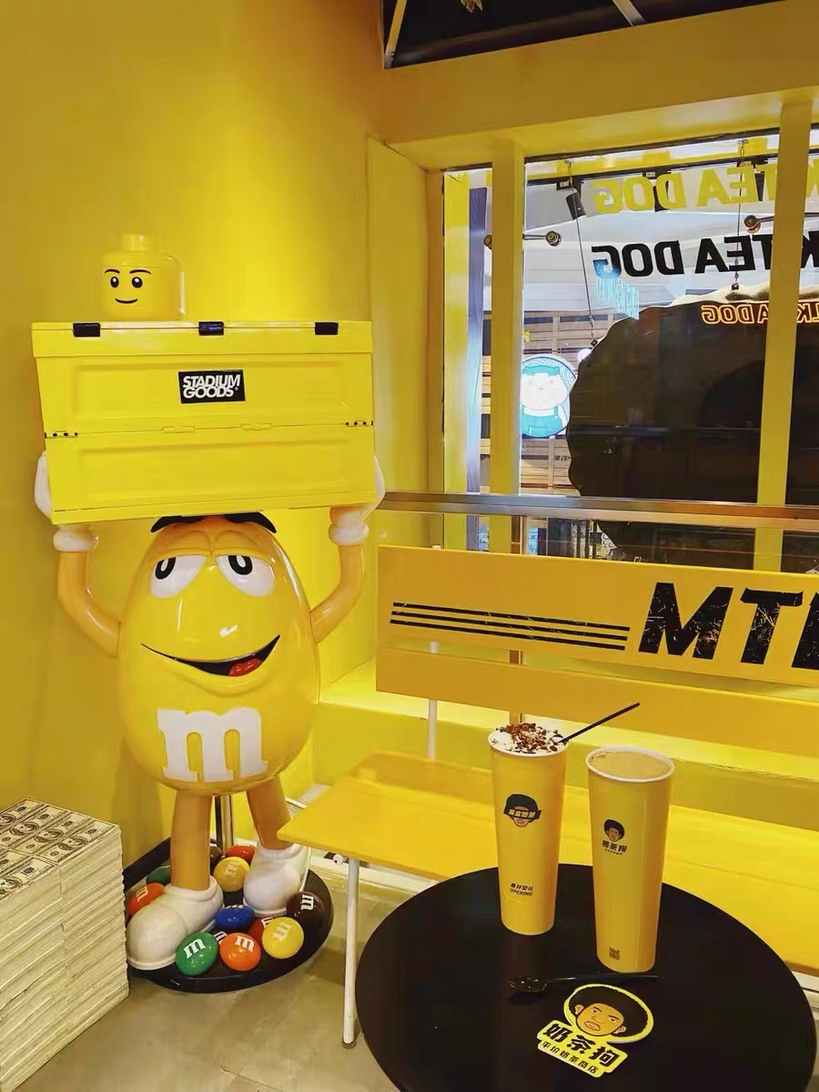 Toy・Cargo| m&m's Store Display Figure – Yellow | Toy・Cargo
