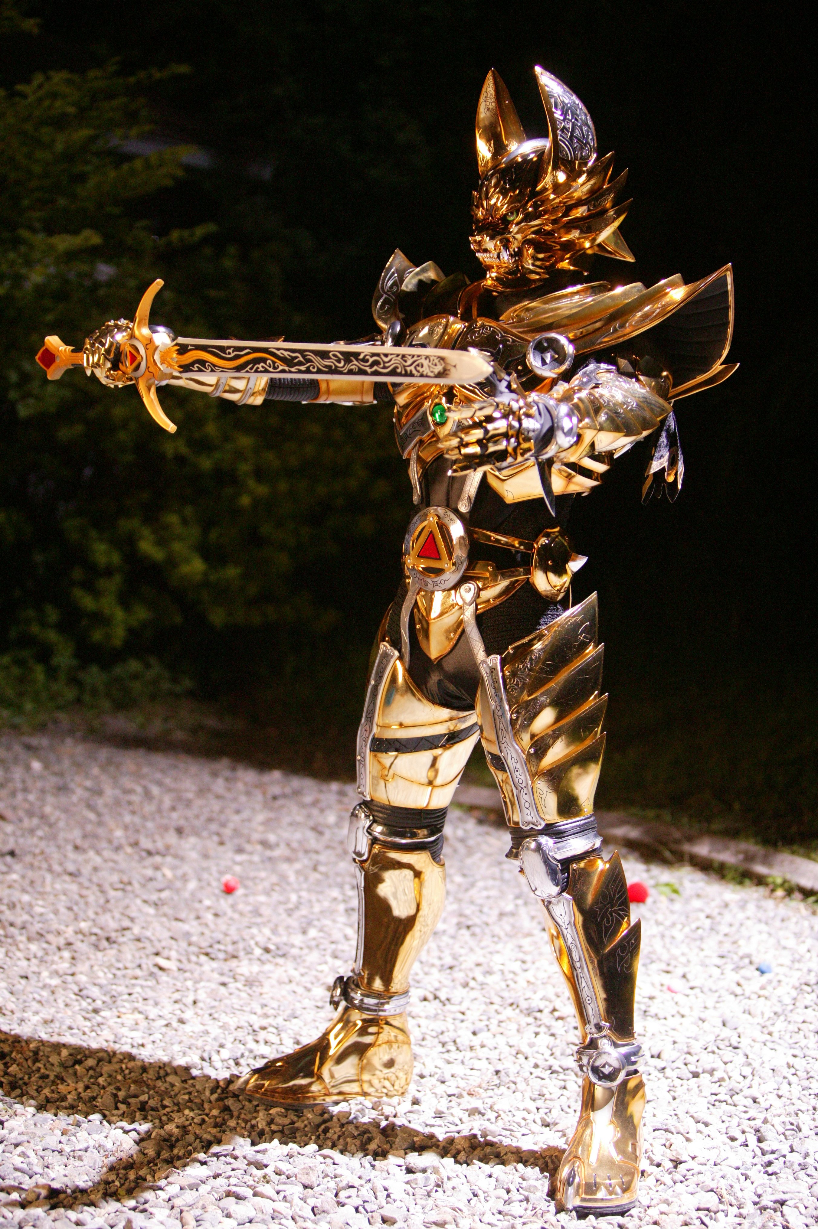 COMPLETE STYLE GIGANTIC牙狼剣」 雨宮慶太監督インタビュー | BANDAI TOYS