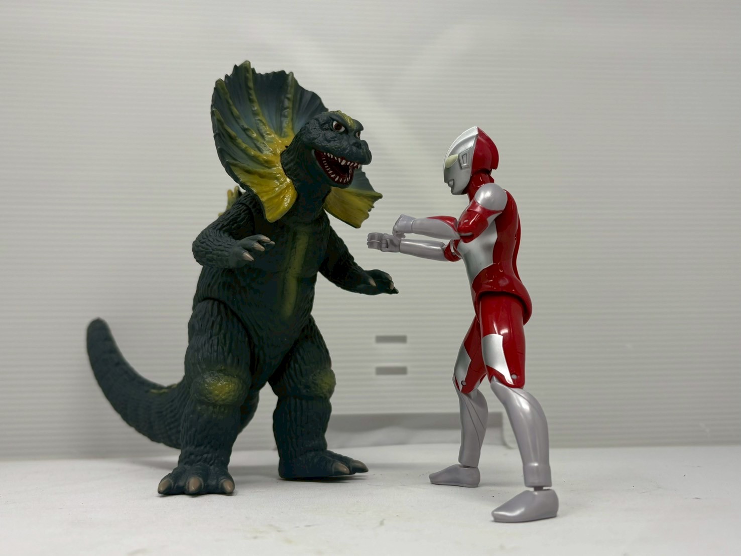 ウルトラマン玩具開発ブログ 84／2大シリーズ夢の激突！ジラースが