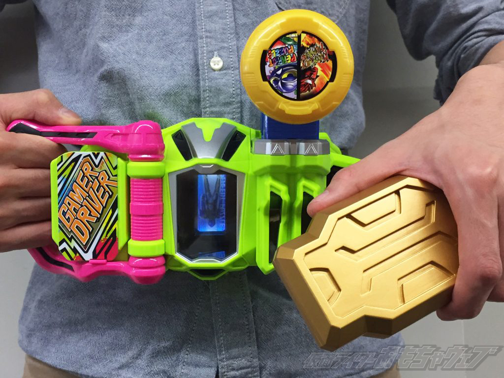 ホッパーゼクターの可動感触＆パラドクスバックルの仕様詳細｜仮面