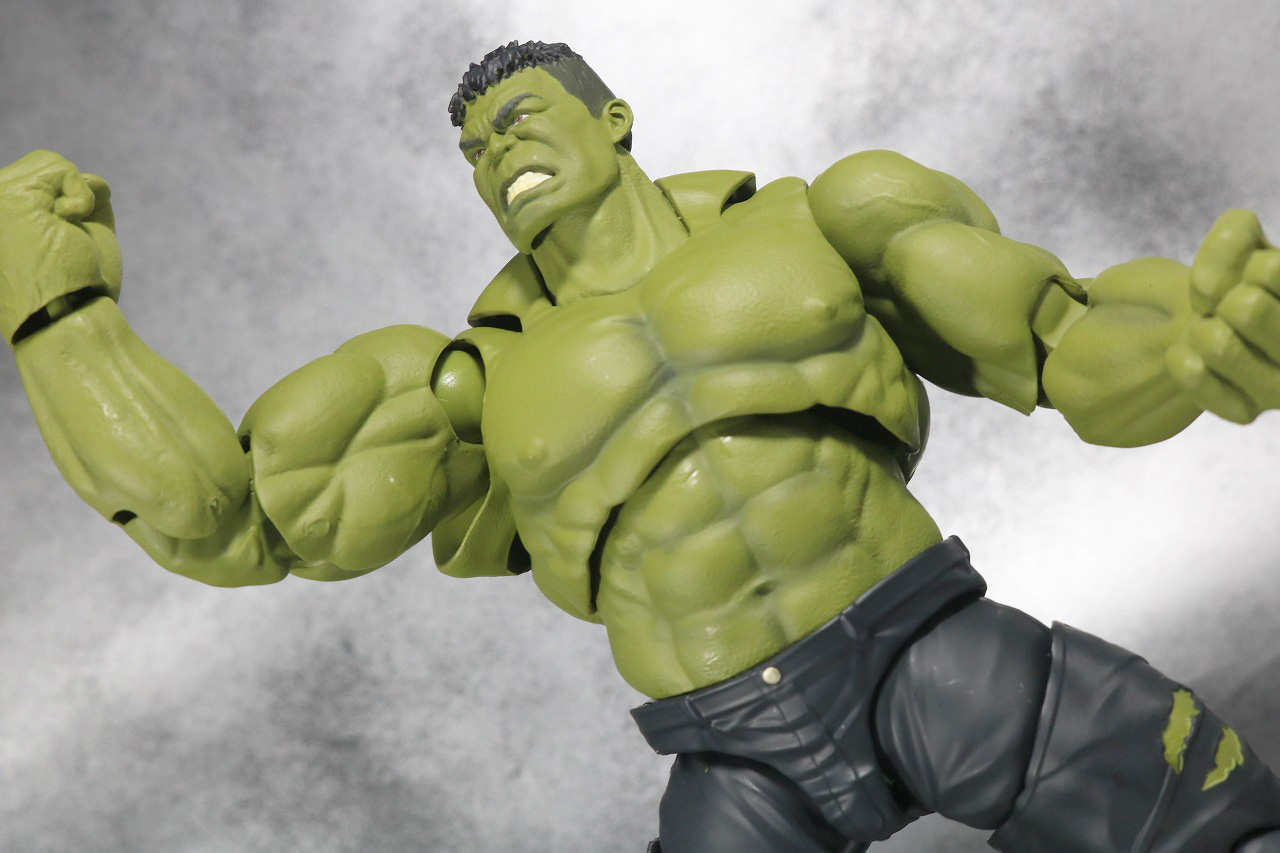 S.H.フィギュアーツ ハルク（『アベンジャーズ／インフィニティウォー