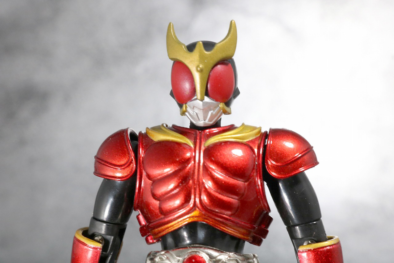 装着変身 仮面ライダークウガ マイティフォーム＆グローイングフォーム