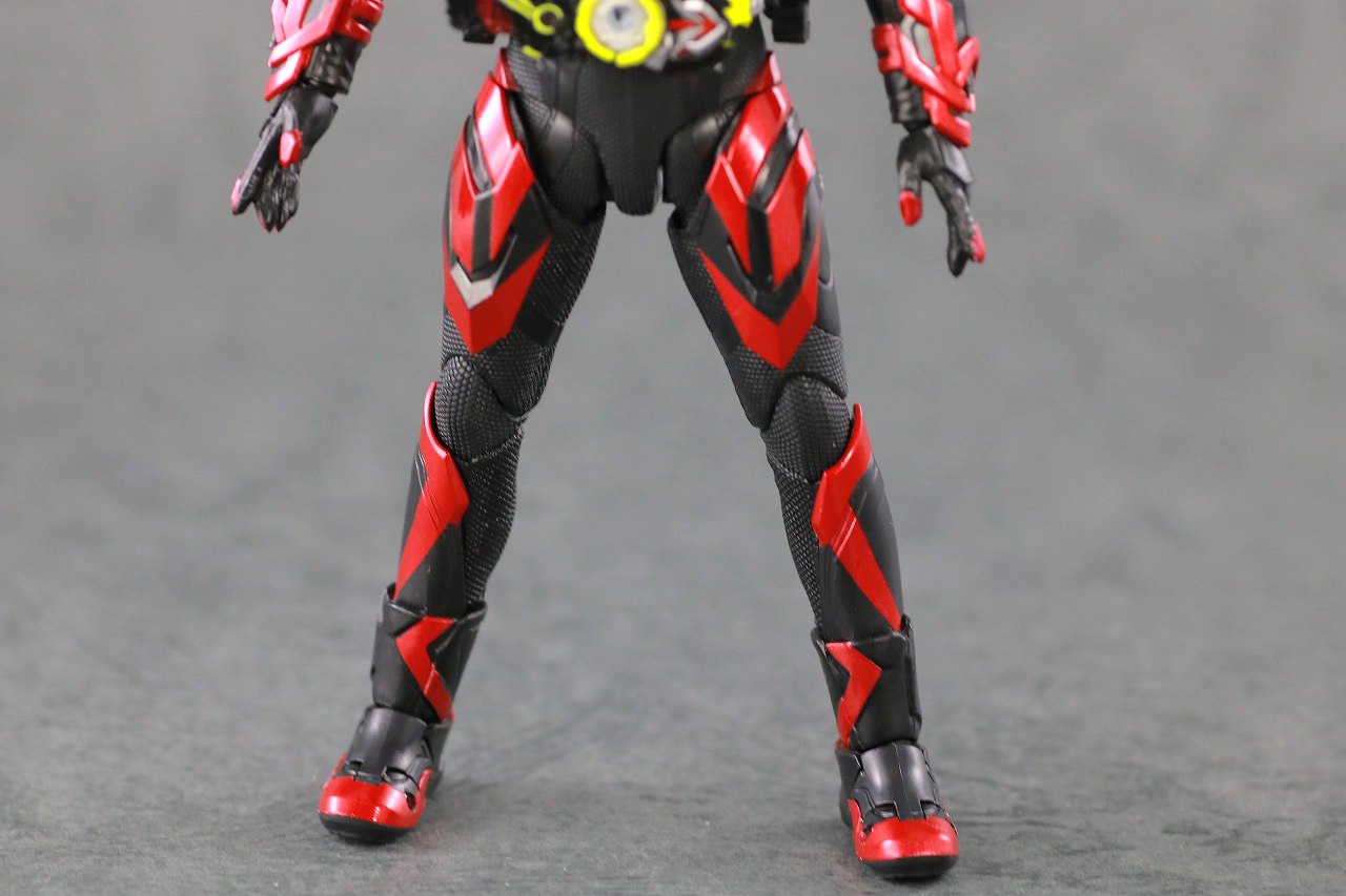 S.H.フィギュアーツ 仮面ライダーゼロワン ヘルライジングホッパー