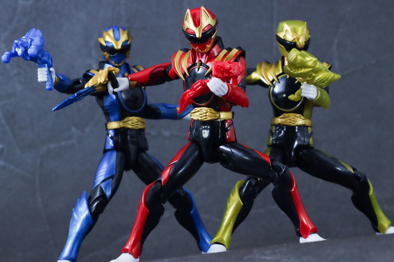 アクションヒーロー ゴジュウジャー SPセット1（ウルフ・レオン