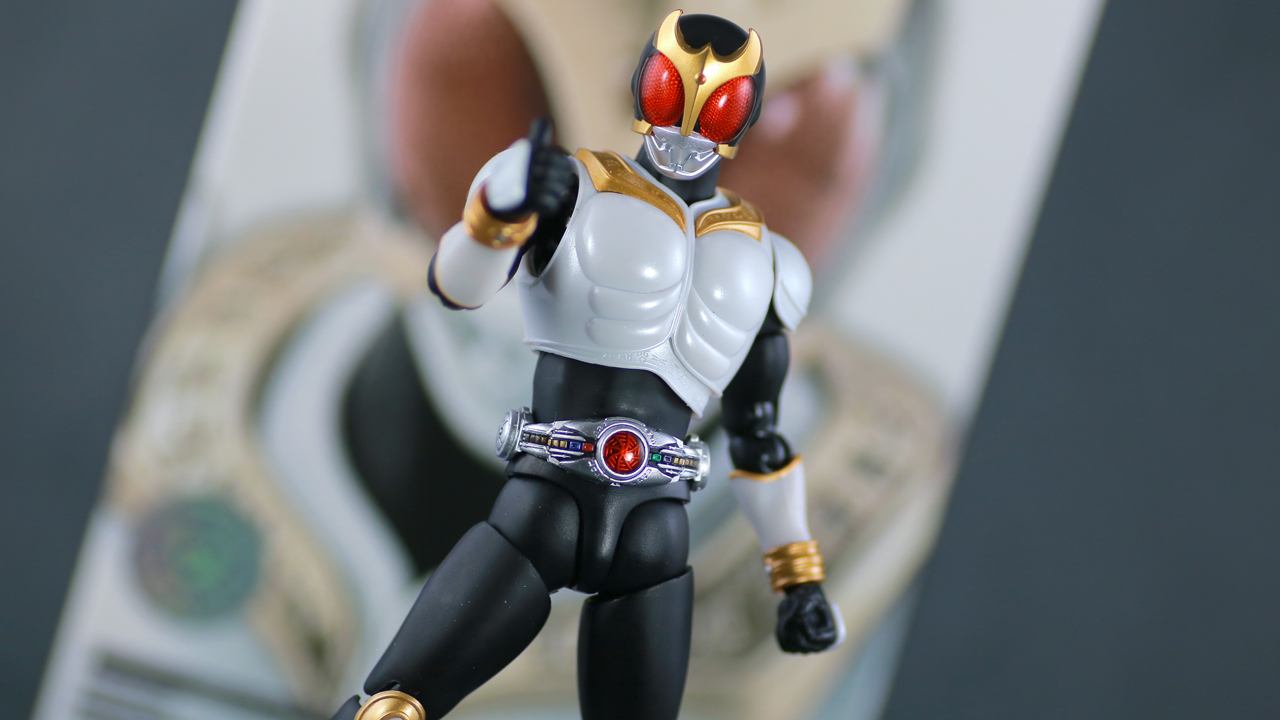 S.H.フィギュアーツ 仮面ライダークウガ グローイングフォーム 真骨彫