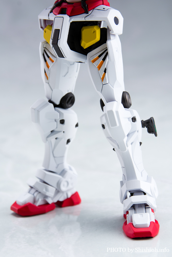 レビュー】HG 1/144 軽キャノン(セイラ専用カラー)