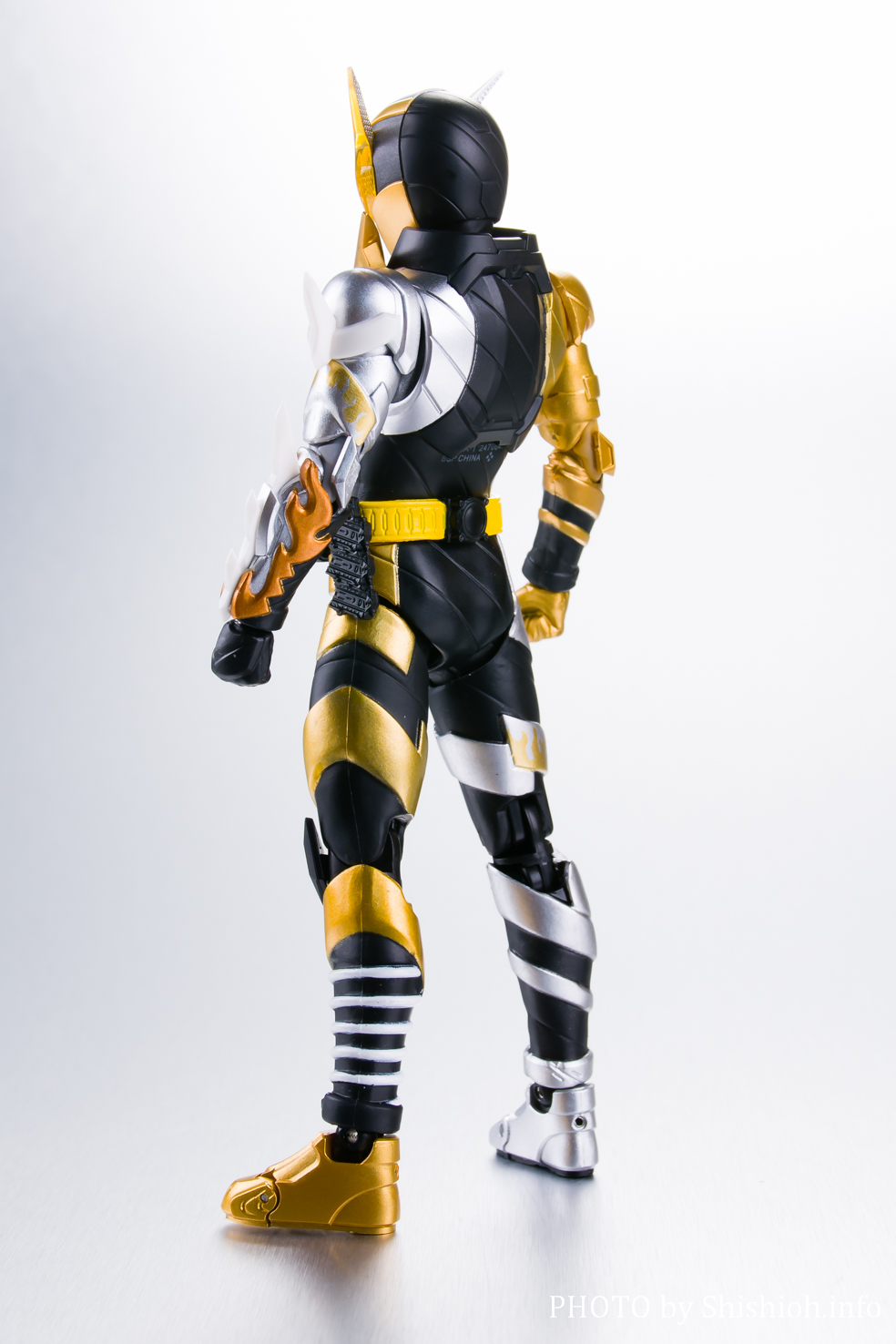 レビュー】 S.H.Figuarts 仮面ライダービルド トライアルフォーム