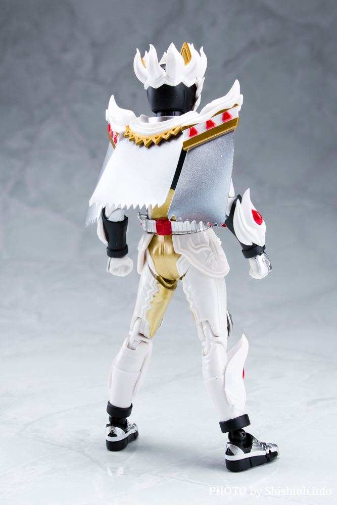 レビュー】S.H.Figuarts 仮面ライダーガヴ ケーキングフォーム