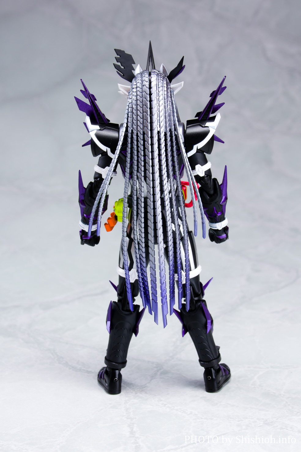 レビュー】S.H.Figuarts 仮面ライダーゲンム 無双ゲーマー