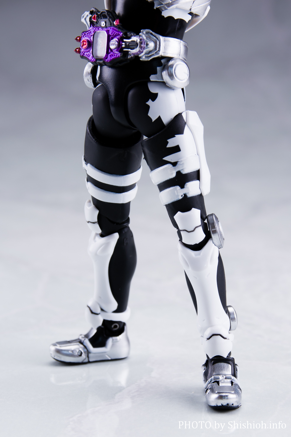 レビュー】S.H.Figuarts 仮面ライダーゲンム ゾンビゲーマー レベルX