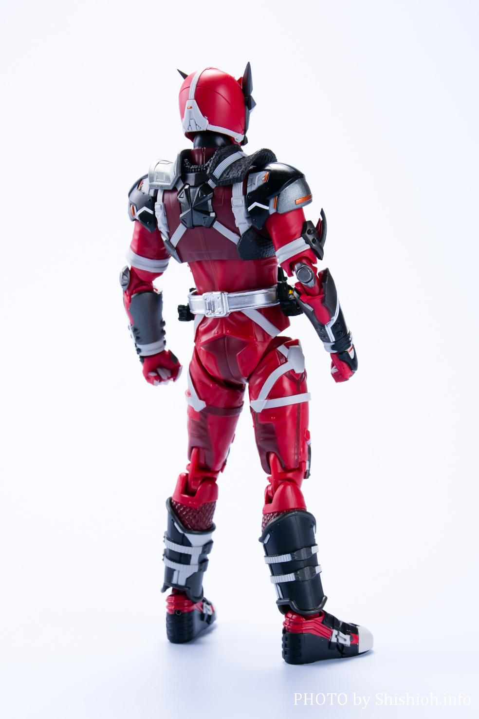 レビュー】S.H.Figuarts 仮面ライダー雷