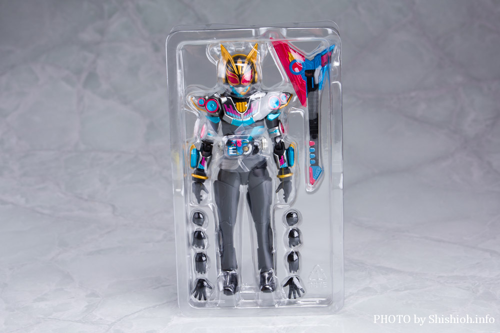 レビュー】S.H.Figuarts 仮面ライダーナーゴ ビートフォーム