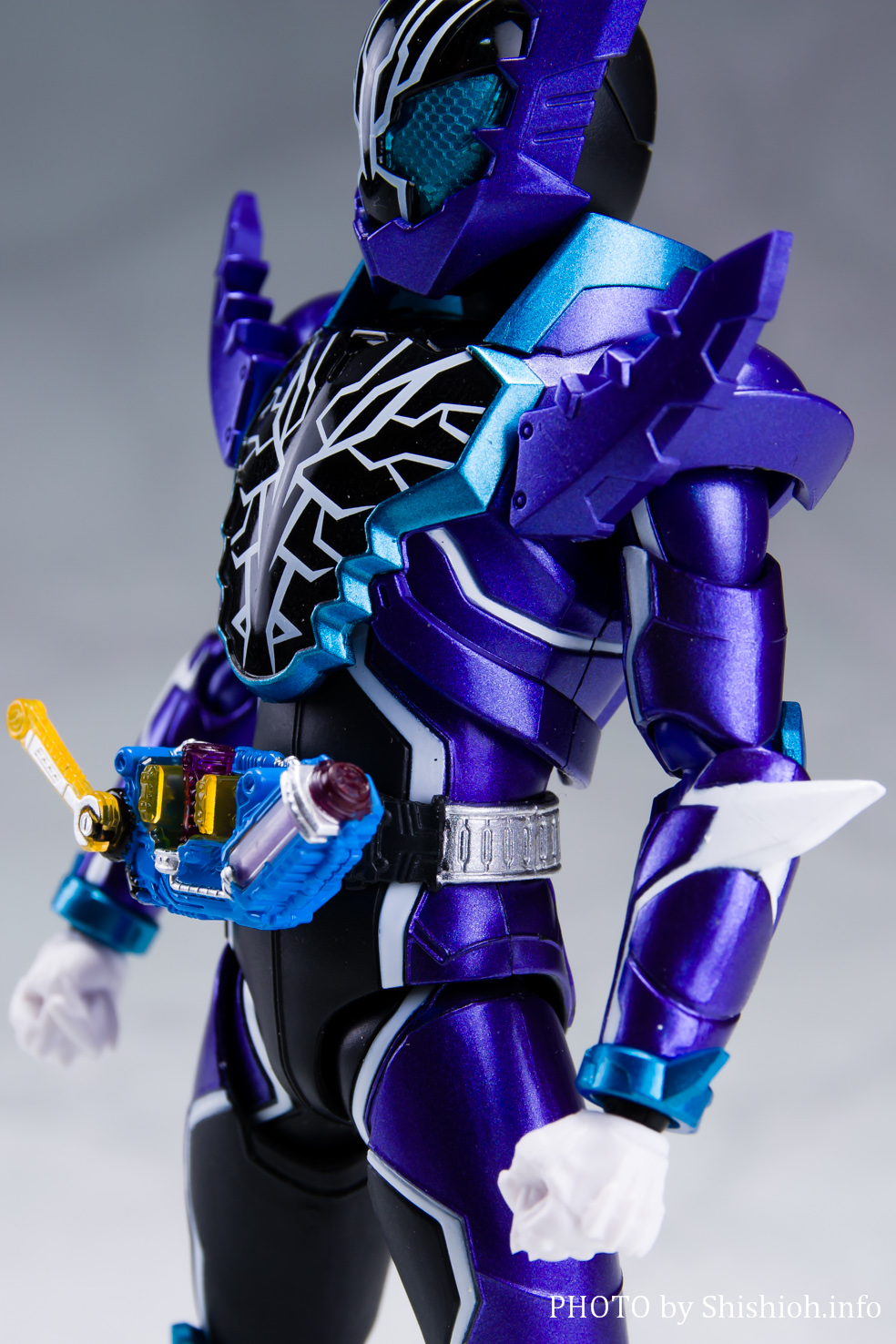 レビュー】S.H.Figuarts 仮面ライダーローグ